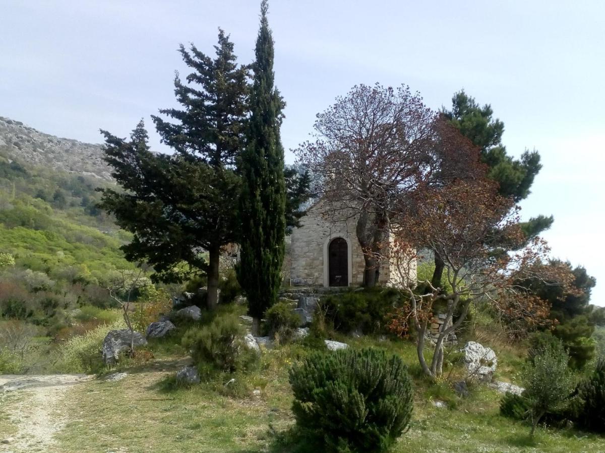 Old School Apartment Kaštela Εξωτερικό φωτογραφία